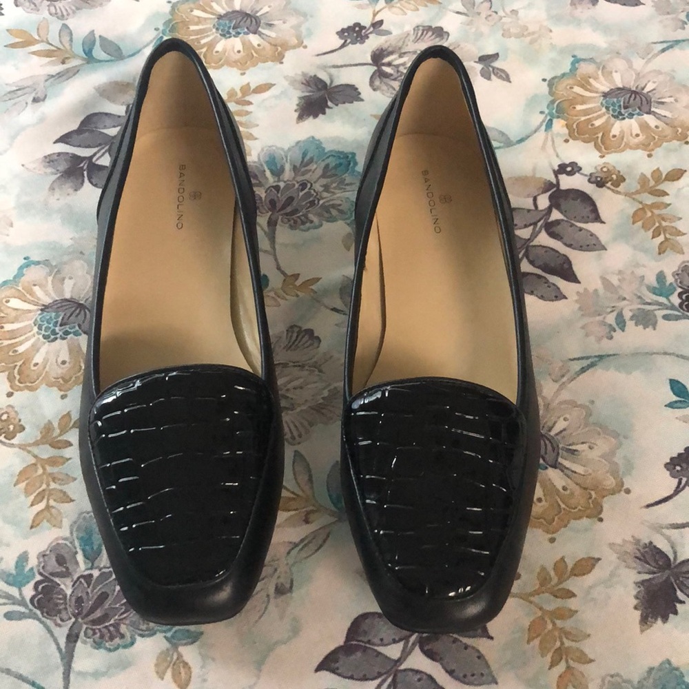 Black Bandolino Flats
